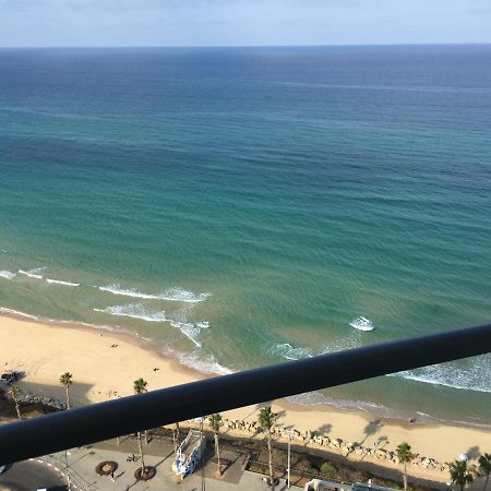 Sky Home Luxury Apartment With Sea View Bat Yam Exterior foto