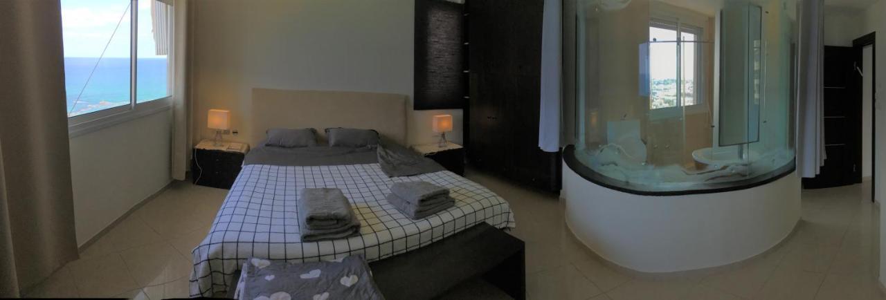 Sky Home Luxury Apartment With Sea View Bat Yam Exterior foto